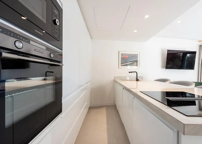 Lägenhet Elegant Duplex With Private Garden Terrace *