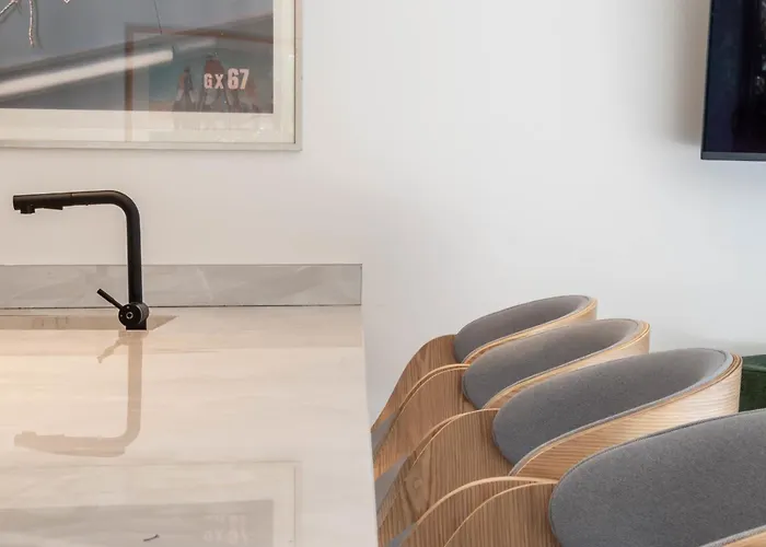 Elegant Duplex With Private Garden Terrace * Cannes