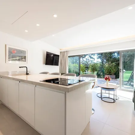 Elegant Duplex With Private Garden Terrace * Cannes