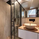 公寓 Elegant Duplex With Private Garden Terrace 戛纳