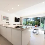 Elegant Duplex With Private Garden Terrace * 戛纳