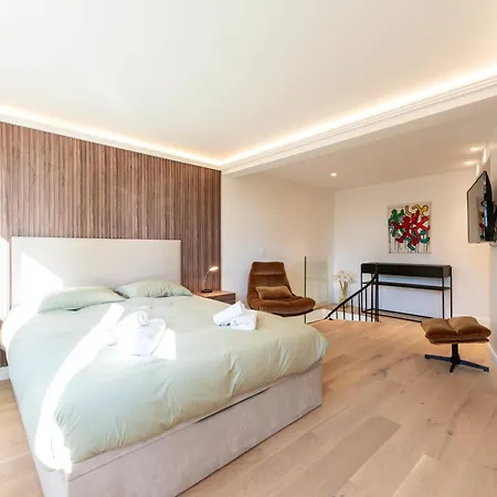 Apartment Elegant Duplex With Private Garden Terrace *
