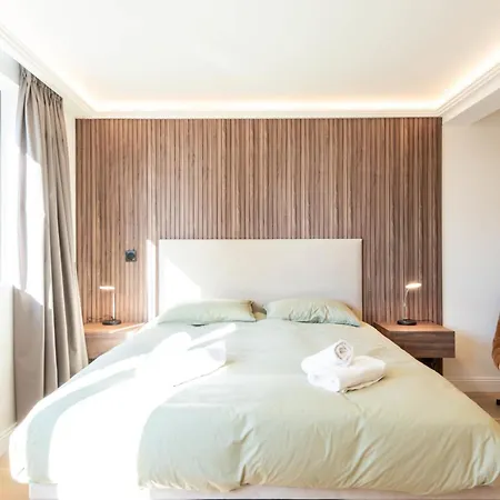 Elegant Duplex With Private Garden Terrace 公寓 戛纳