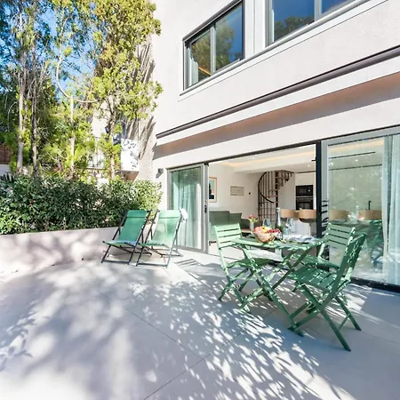 Elegant Duplex With Private Garden Terrace 戛纳